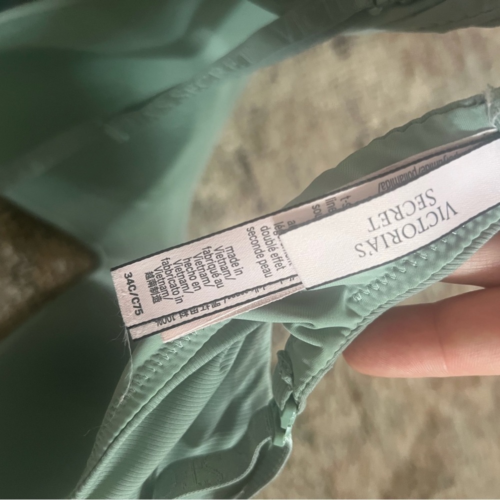 Victoria's Secret Sage Green Bra 34C - Picture 3 of 3